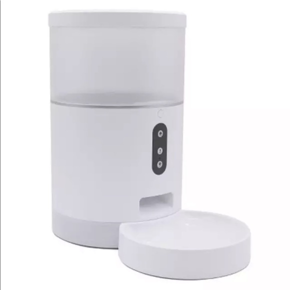 Pet Genius Smart Feeder WiFi App Voice Message Dual Power Pet Dog Cat Bird NEW - Picture 9 of 10